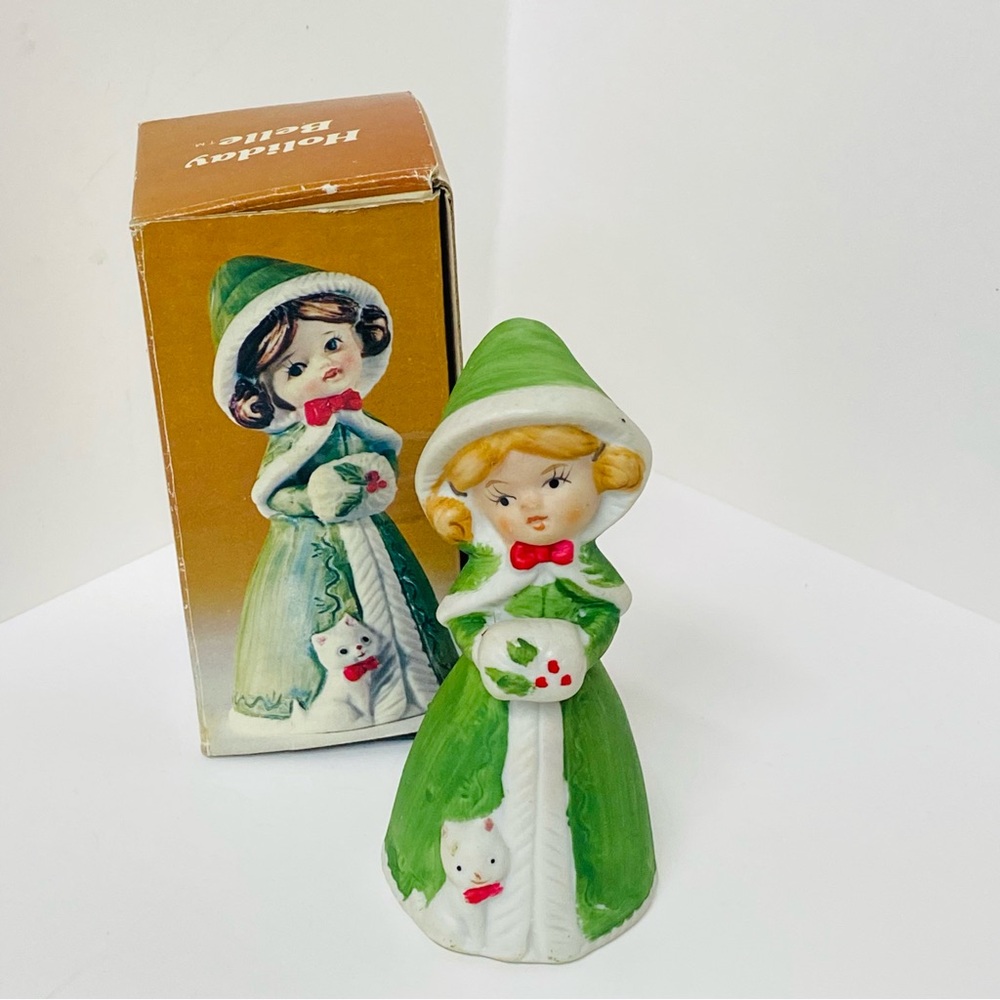 Vintage 1978 Jasco Bisque Porcelain Holiday Belle Girl w/Kitten Christmas Bell